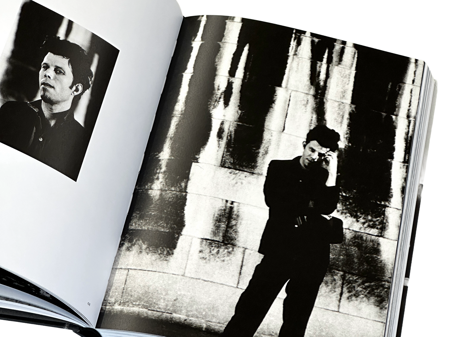 Tom Waits (Waits-Corbijn ’77-’11 2025) Book
